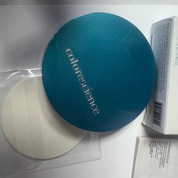 Colorescience pressed foundation - Picture 8 of 8